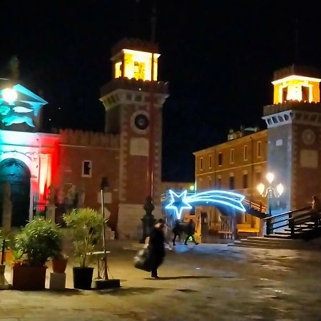 Suite Ai Leoni البندقية المظهر الخارجي الصورة